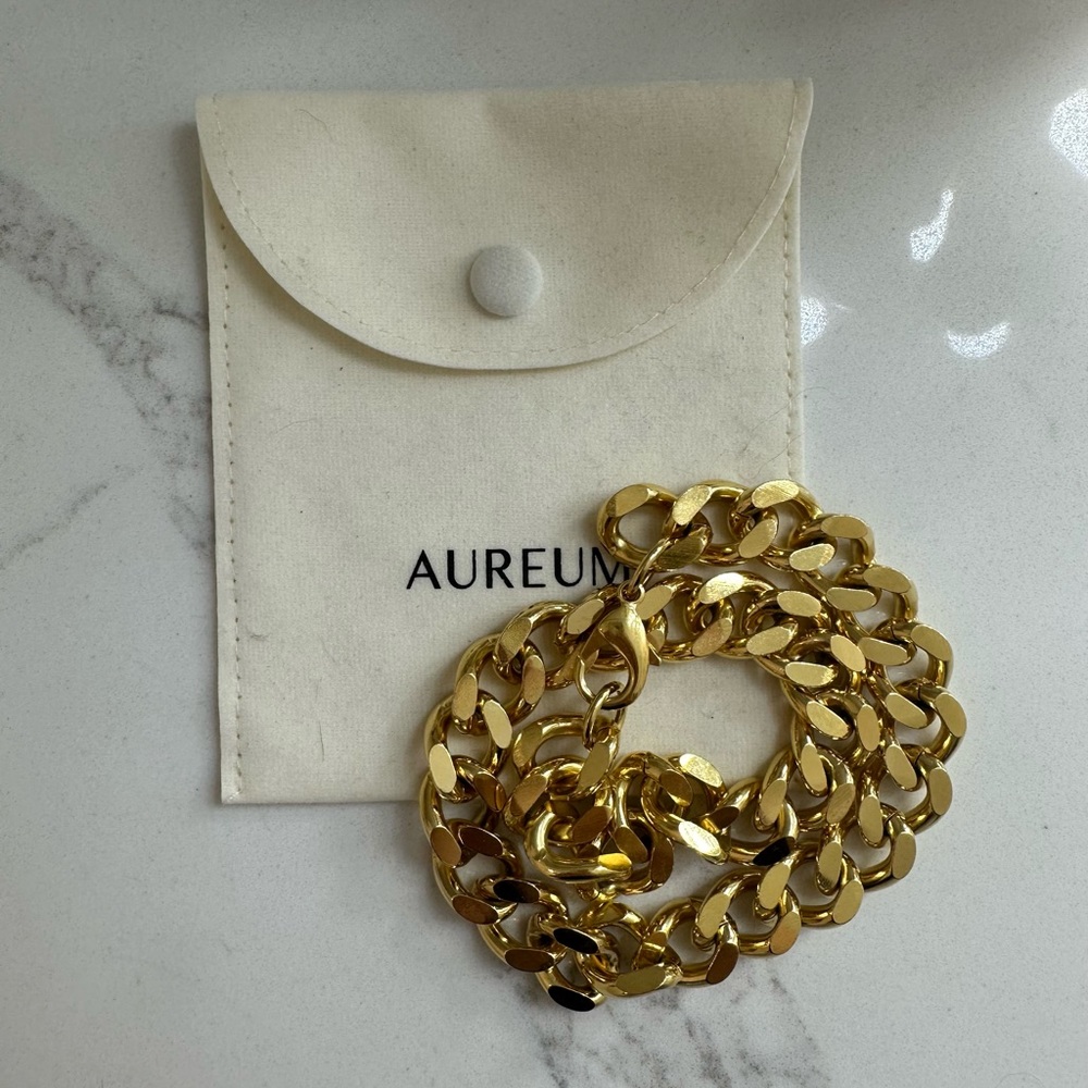 AUREUM Polished Gold Cuban Link Necklace